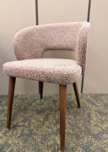 Infiniza Szék - Naomi_D - Puente 68