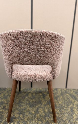 Infiniza Szék - Naomi_D - Puente 68