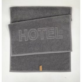 Infiniza Hotel Logós Színes Törölköző Szett - Szürke - 70x140 és 50x100 cm   Infiniza Hotel Logós Színes Törölköző Szett - Szürke - 70x140 és 50x100 cm